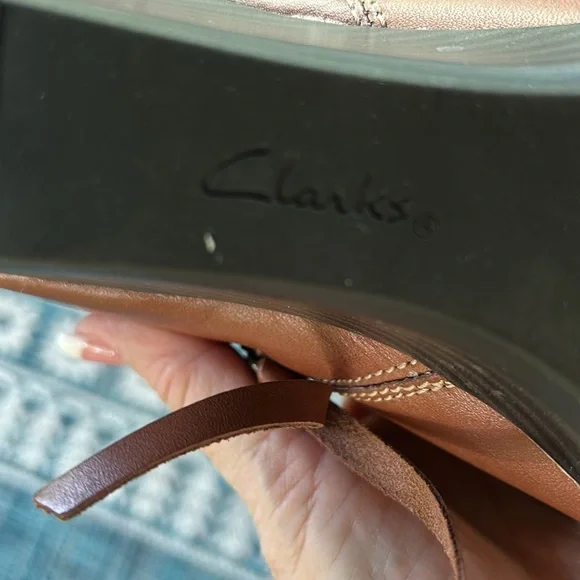 CLARKS Wedge Brown Bootie - Picture 4 of 6